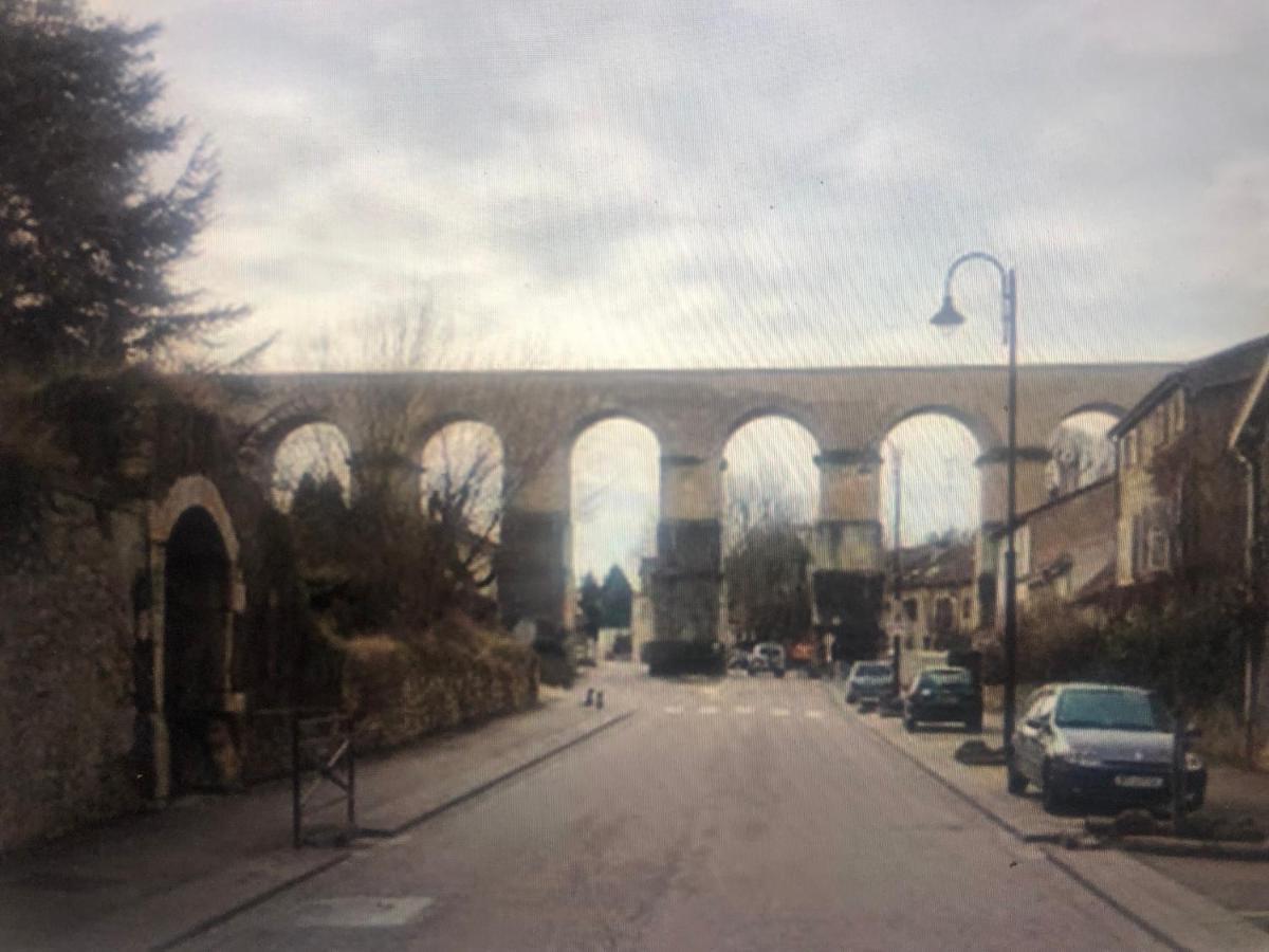 Metz-Sud - Appartement 120 M2 Dans Maison Du XVIII - Jouy Aux Arches Entre Nancy Et Luxembourg - Proximite Toutes Commodites Exterior foto